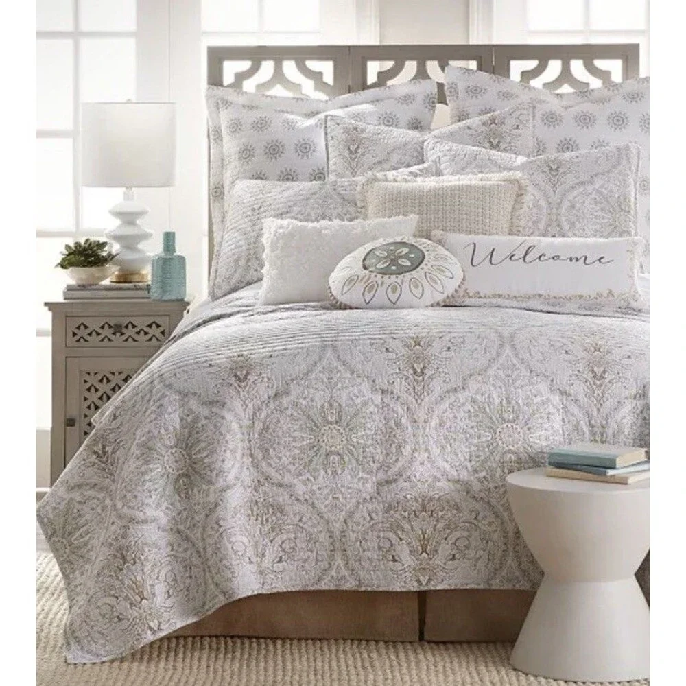 Levtex Home Cosima Full/Queen Quilt + 2 Standard Shams New